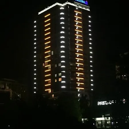 New In Arkadia Apartment